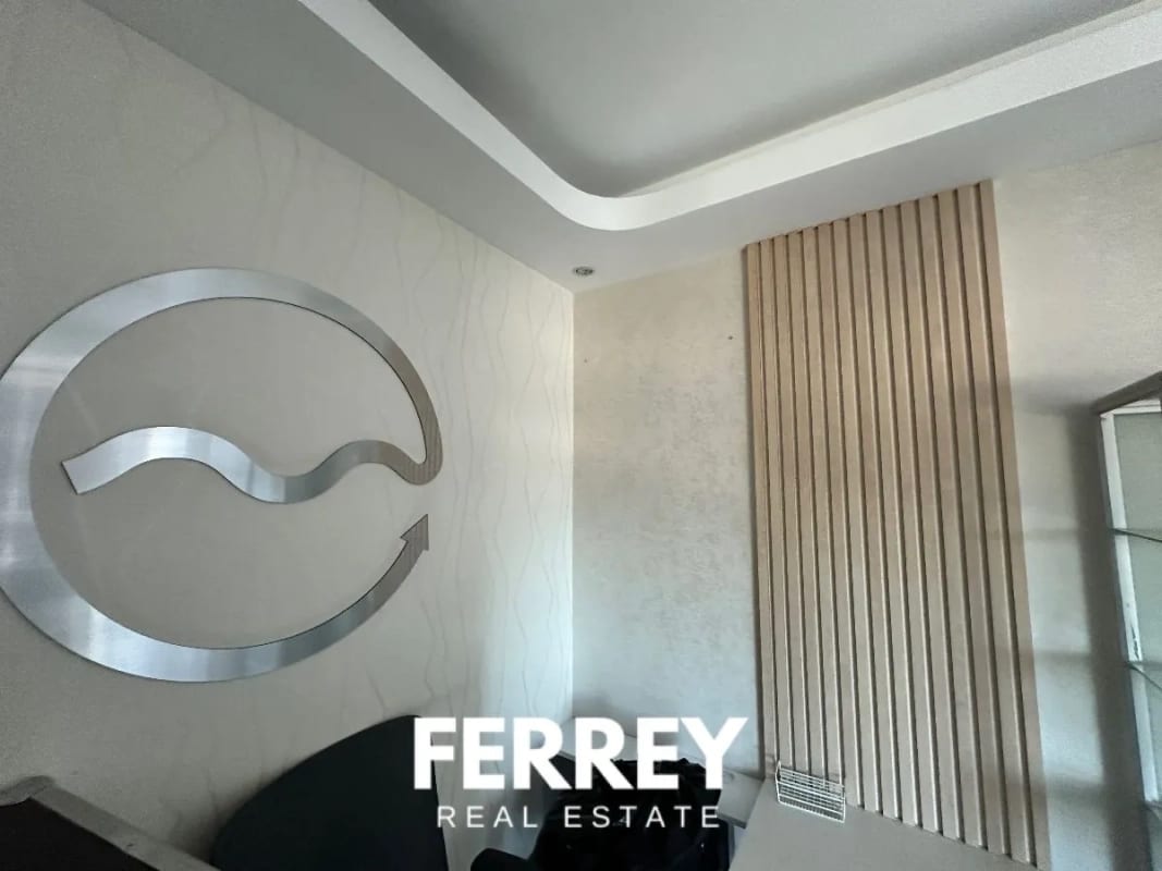 🏥 Clínica en Venta – Zona 10 — Oficina en Venta en Zona 10, Guatemala, Ciudad — foto 5 de 12