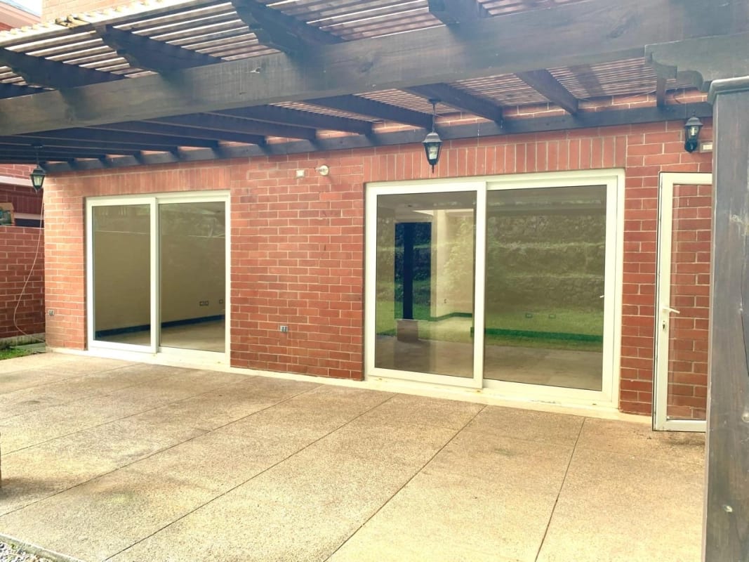 Casa en Venta Fraijanes — Casa en Venta en Carretera a El Salvador, Guatemala, Ciudad — foto 11 de 13