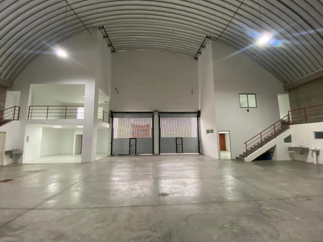 BODEGAS EN VENTA ESCUINTLA  798M2 — Bodega / Ofibodega en Venta en Palín, Escuintla — foto 8 de 11
