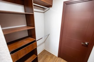 APARTAMENTO AMUEBLADO Y EQUIPADO EN RENTA- SENDEROS ZONA 16 — Apartamento en Alquiler en senderos, Zona 16, Guatemala, Ciudad — miniatura 2 de 15