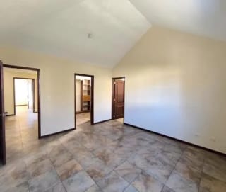 Casa en Km 21 carretera a El Salvador — Casa en Venta en Carretera a El Salvador, Guatemala, Ciudad — miniatura 2 de 4