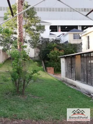 Propiedad con terreno amplio en San Cristóbal — Casa en Venta en Zona 8 Mixco, Guatemala, Ciudad — miniatura 4 de 4
