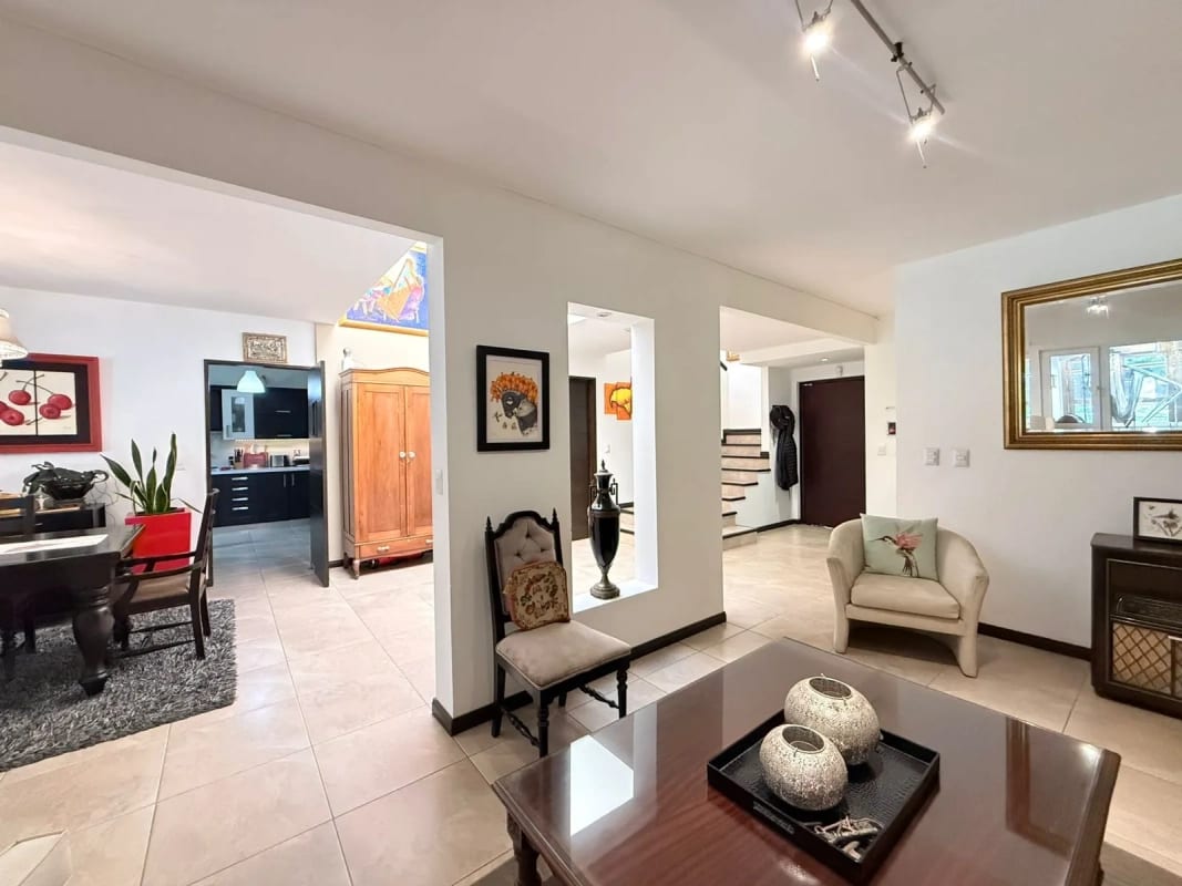 Vendo linda casa en La Fontana, km 25 CAES — Casa en Venta en La Fontana II, Carretera a El Salvador, Guatemala, Ciudad — foto 7 de 17
