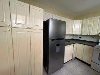 Casa en renta para vivienda u oficina en zona 14 — Casa en Alquiler en Zona 14, Guatemala, Ciudad — miniatura 7 de 15