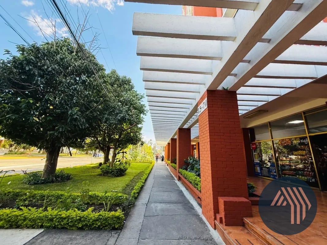 ALQUILER DE AMPLIA Y CÉNTRICA OFICINA - REAL REFORMA, ZONA 9 — Oficina en Alquiler en Real Reforma, Zona 9, Guatemala, Ciudad — foto 8 de 8