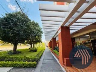ALQUILER DE AMPLIA Y CÉNTRICA OFICINA - REAL REFORMA, ZONA 9 — Oficina en Alquiler en Real Reforma, Zona 9, Guatemala, Ciudad — miniatura 8 de 8