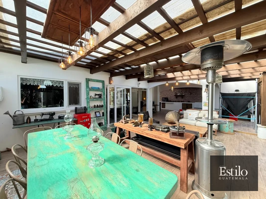 CASA EN VENTA LA FONTANA — Casa en Venta en Carretera a El Salvador, Guatemala, Ciudad — foto 2 de 15