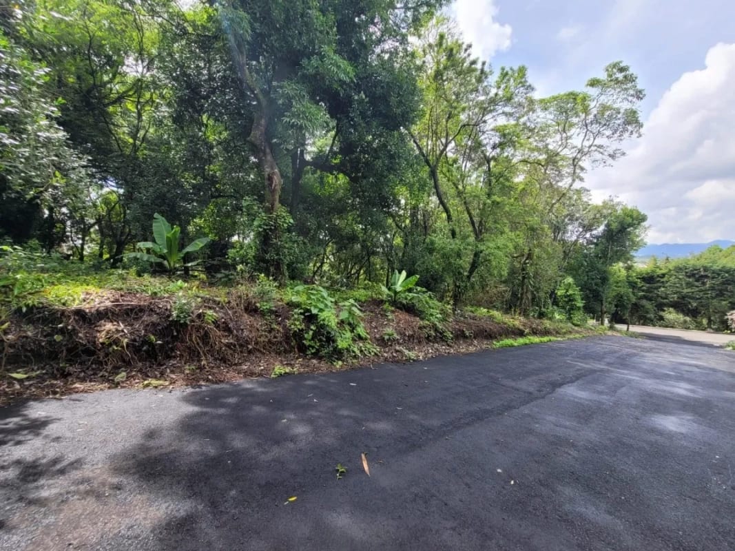 Amplio terreno en km 20 CAES Fraijanes — Terreno en Venta en Fraijanes, Carretera a El Salvador, Guatemala, Ciudad — foto 3 de 6