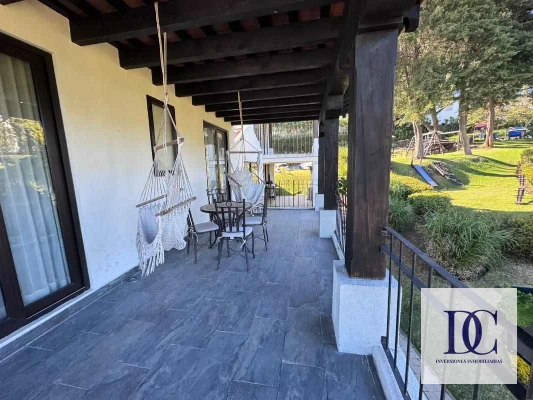 CASA EN VENTA CON PISCINA – LAZOS DE FRAIJANES; KM.20 CAES — Casa en Venta en Lazos de Fraijanes, Carretera a El Salvador, Guatemala, Ciudad — foto 8 de 15