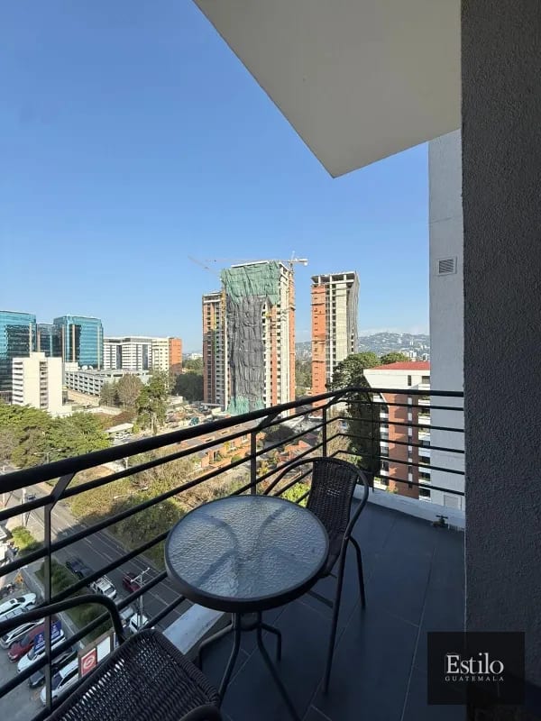 APARTAMENTO EN VENTA ZONA 14 — Apartamento en Venta en Zona 14, Guatemala, Ciudad — foto 1 de 9