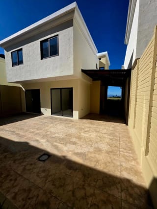 CASA EN VENTA VISTAS DE SAN ISIDRO III — Casa en Venta en San Isidro, Zona 16, Guatemala, Ciudad — miniatura 7 de 9
