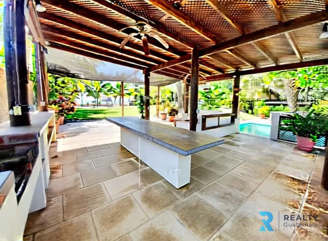 Vendo Chalet frente a la playa Gariton, Monterrico km 135 — Casa en Venta en Monterrico, Santa Rosa — foto 3 de 8