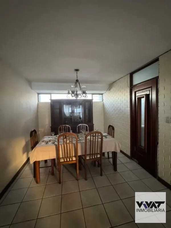 APARTAMENTO EN RENTA – SUITES EMBAJADOR, ZONA 10 — Apartamento en Alquiler en Zona 10, Guatemala, Ciudad — foto 2 de 6