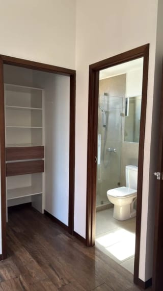 Vive cerca de todo!!!!! — Apartamento en Venta en Moretti, Zona 10, Guatemala, Ciudad — miniatura 4 de 5