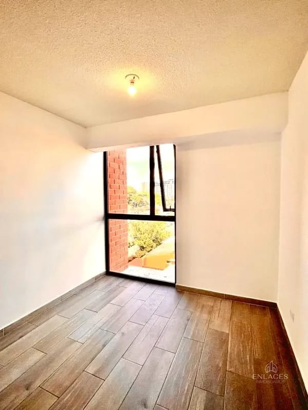 Zona 11 • Apartamento en Venta • Edificio Aralia — Apartamento en Venta en Aralia Mariscal, Zona 11, Guatemala, Ciudad — foto 3 de 14
