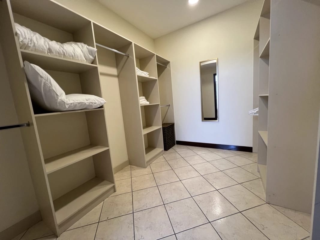 Venta amplio apartamento 3 Dormitorios | Milenia Zona 10 — Apartamento en Venta en Milenia, Zona 10, Guatemala, Ciudad — foto 8 de 17