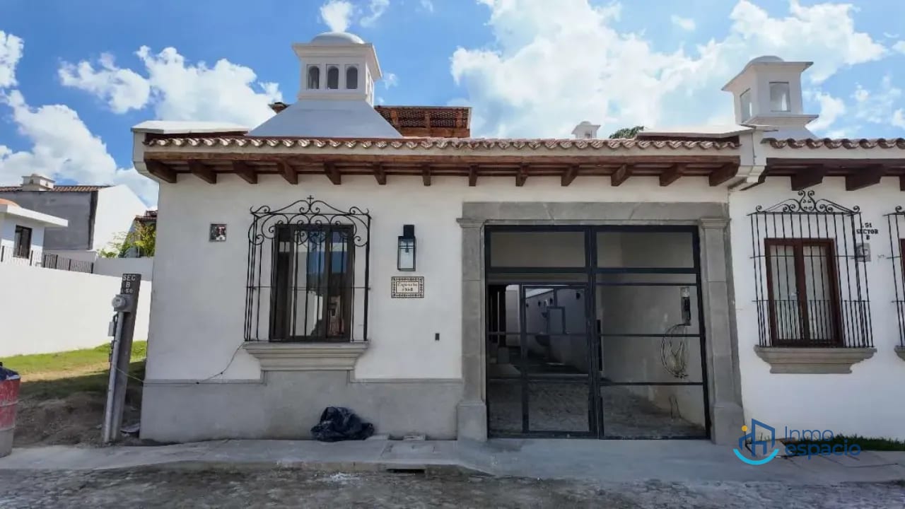 Casas en venta- Residencia de lujo en Club Residencial Franciscanos — Casa en Venta en Ciudad Vieja, Sacatepéquez — foto 6 de 17