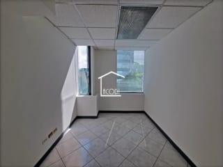 Oficina en zona 14 — Oficina en Venta en Zona 14, Guatemala, Ciudad — miniatura 3 de 4