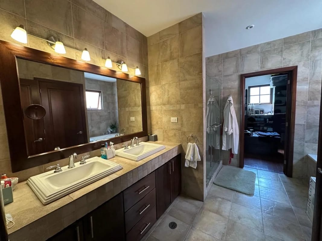 casa en venta puerta grande (mas 1) — Casa en Venta en Puerta Grande, Carretera a El Salvador, Guatemala, Ciudad — foto 7 de 14