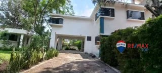 PANAJACHEL I CASA EN RESIDENCIAL l 2 APTO. INDEPENDIENTES AMPLIA PROPIEDAD CON JARDÍN FRONTAL Y POSTERIOR — Casa en Venta en Panajachel, Sololá — miniatura 11 de 11