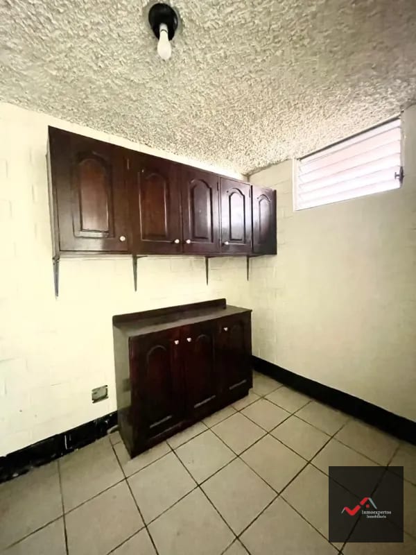 CASA EN VENTA BALCONES DE SAN CRISTÓBAL, ZONA 8 MIXCO — Apartamento en Venta en Zona 8 Mixco, Guatemala, Ciudad — foto 12 de 17