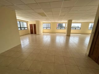Se renta oficina en zona 13 — Oficina en Alquiler en Zona 13, Guatemala, Ciudad — miniatura 2 de 11