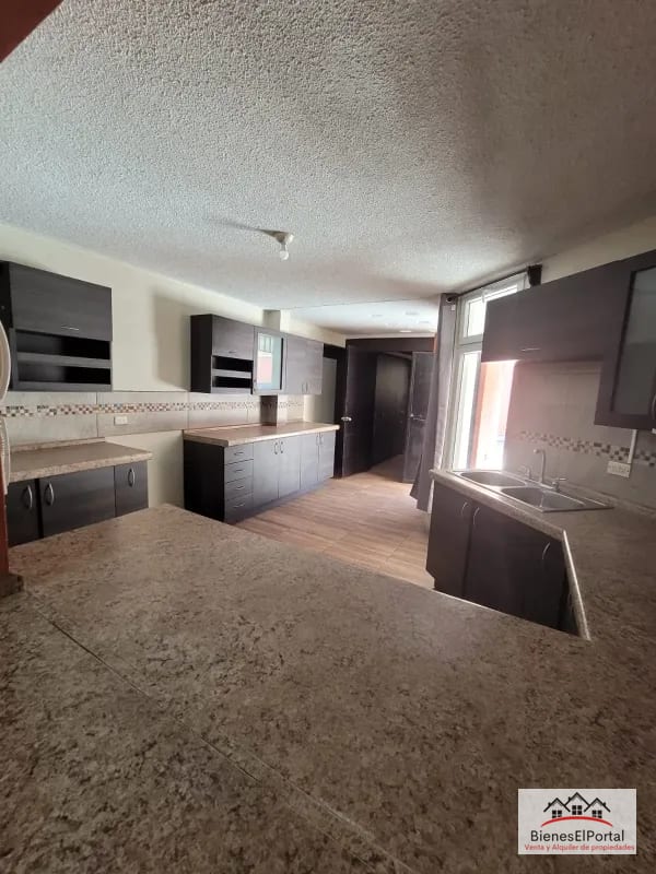 Casa en Pinabetes CAES en venta — Casa en Venta en San José Pinula, Guatemala, Ciudad — foto 4 de 6