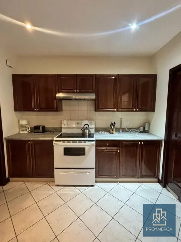 Apartamento en venta, Edificio Milenia, Zona 10 — Apartamento en Venta en Milenia, Zona 10, Guatemala, Ciudad — foto 9 de 10