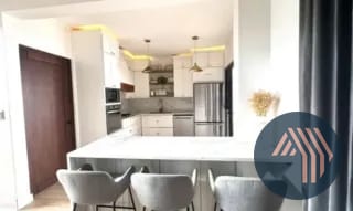 VENTA DE MODERNA CASA EXCELENTE UBICACIÓN - BLV. SAN CRISTOBAL — Casa en Venta en Zona 8 Mixco, Guatemala, Ciudad — miniatura 11 de 12