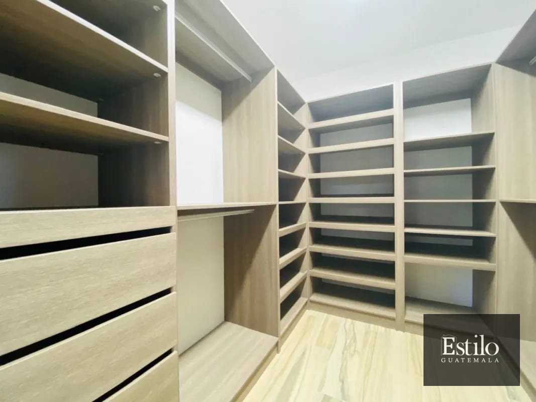 EXCLUSIVO APARTAMENTO ZONA 14 — Apartamento en Venta en Zona 14, Guatemala, Ciudad — foto 5 de 8