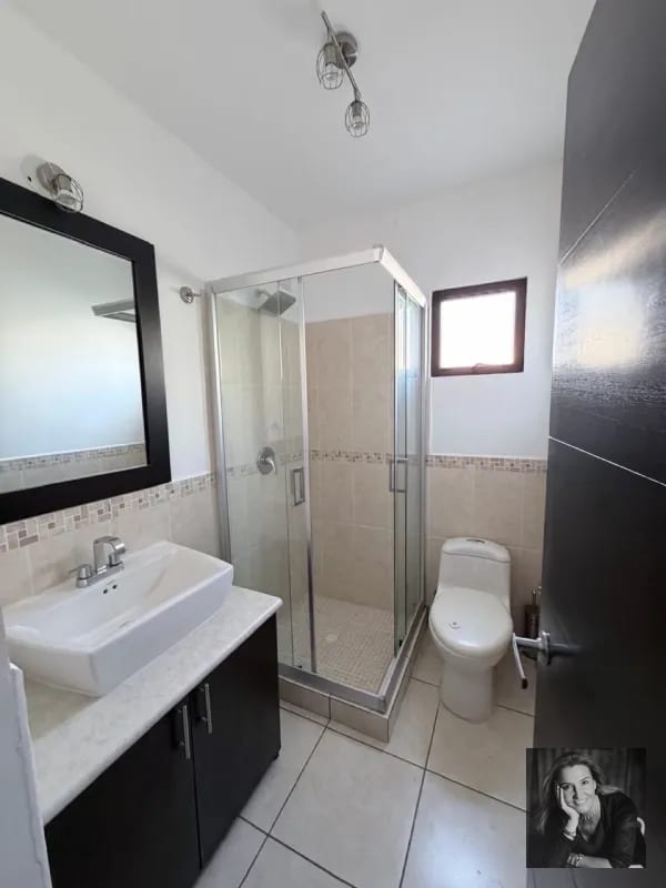 Casa en Venta en Vistas de San Isidro – Zona 16 — Casa en Venta en Vistas de San Isidro, Zona 16, Guatemala, Ciudad — foto 5 de 17