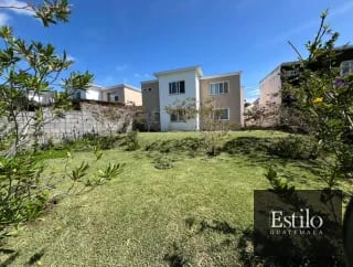 CASA EN VENTA FONTANA II — Casa en Venta en La Fontana II, Carretera a El Salvador, Guatemala, Ciudad — miniatura 1 de 9