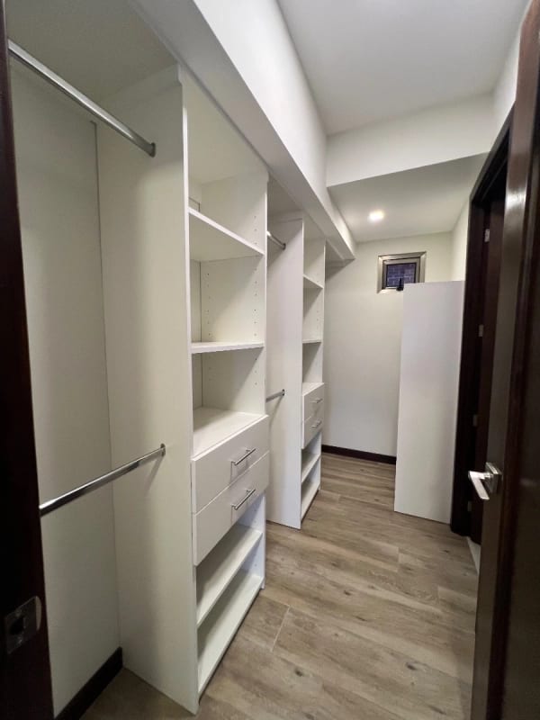 APARTAMENTO RENTA ZONA 15, VH2, 88 MTS2 , 1 DORMITORIO, 1.5 BAÑOS, 2 PARQUEOS TANDEM $1,125 — Apartamento en Alquiler en Vista Hermosa II, Zona 15, Guatemala, Ciudad — foto 5 de 8