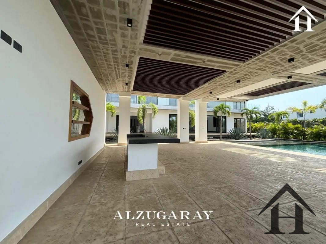 casa de lujo en Marina del Sur, Juan Gaviota — Casa vacacional en Venta en Juan Gaviota Marina del Sur, Puerto San José, Escuintla — foto 2 de 12