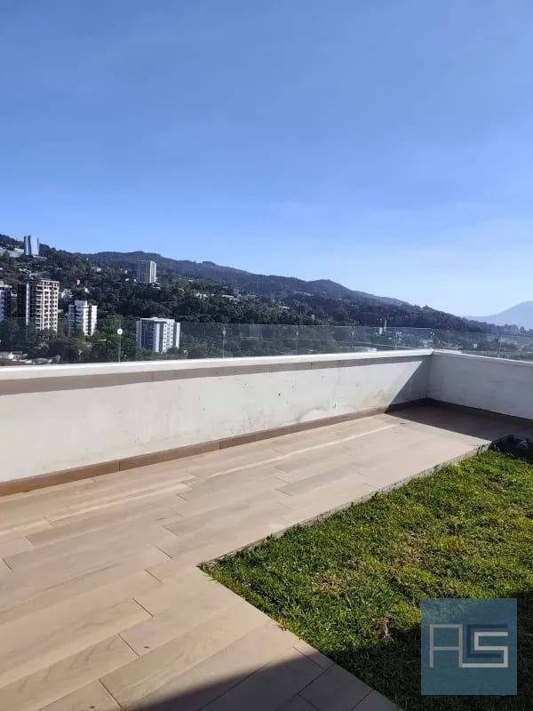 *Moderno Penthouse de 2 hab con jardín para estrenar, en venta en Vista Hermosa II, zona 15.  Vistas espectaculares* — Apartamento en Venta en Arles, Zona 15, Guatemala, Ciudad — foto 13 de 15