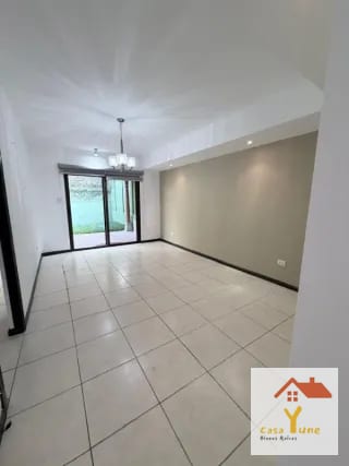 Casa en venta zona 16 Vistas de San Isidro — Casa en Venta en Vistas de San Isidro, Zona 16, Guatemala, Ciudad — miniatura 2 de 16