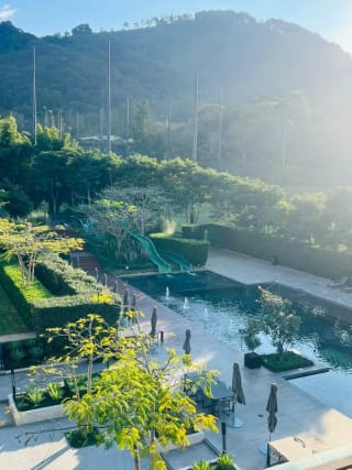 RESIDENCIA DE LUJO - CLUB DE GOLF EL PULTÉ - ZONA 24 — Casa en Venta en Zona 24, Guatemala, Ciudad — miniatura 8 de 14