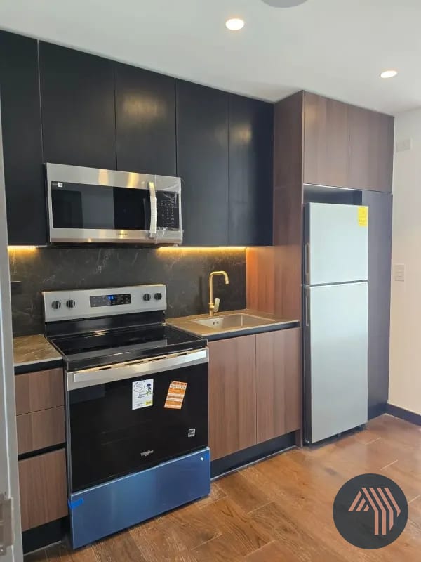 ALQUILER DE CÉNTRICOS APARTAMENTOS - ATARAH, ZONA 10 — Apartamento en Alquiler en Atarah, Zona 10, Guatemala, Ciudad — foto 1 de 8