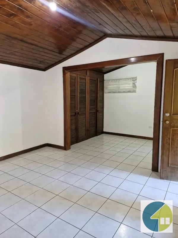 Amplia casa en alquiler km 25 CAES — Casa en Alquiler en Carretera a El Salvador, Guatemala, Ciudad — foto 12 de 12