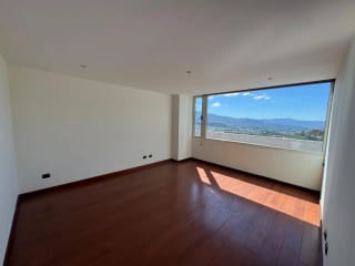 Zona 14 Marques del Valle, apartamento en alquiler — Apartamento en Alquiler en Marqués del Valle, Zona 14, Guatemala, Ciudad — miniatura 5 de 11