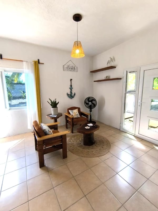 VENDO CHALET CON RANCHO CARR. A MONTERRICO — Casa vacacional en Venta en Monterrico, Santa Rosa — foto 9 de 9