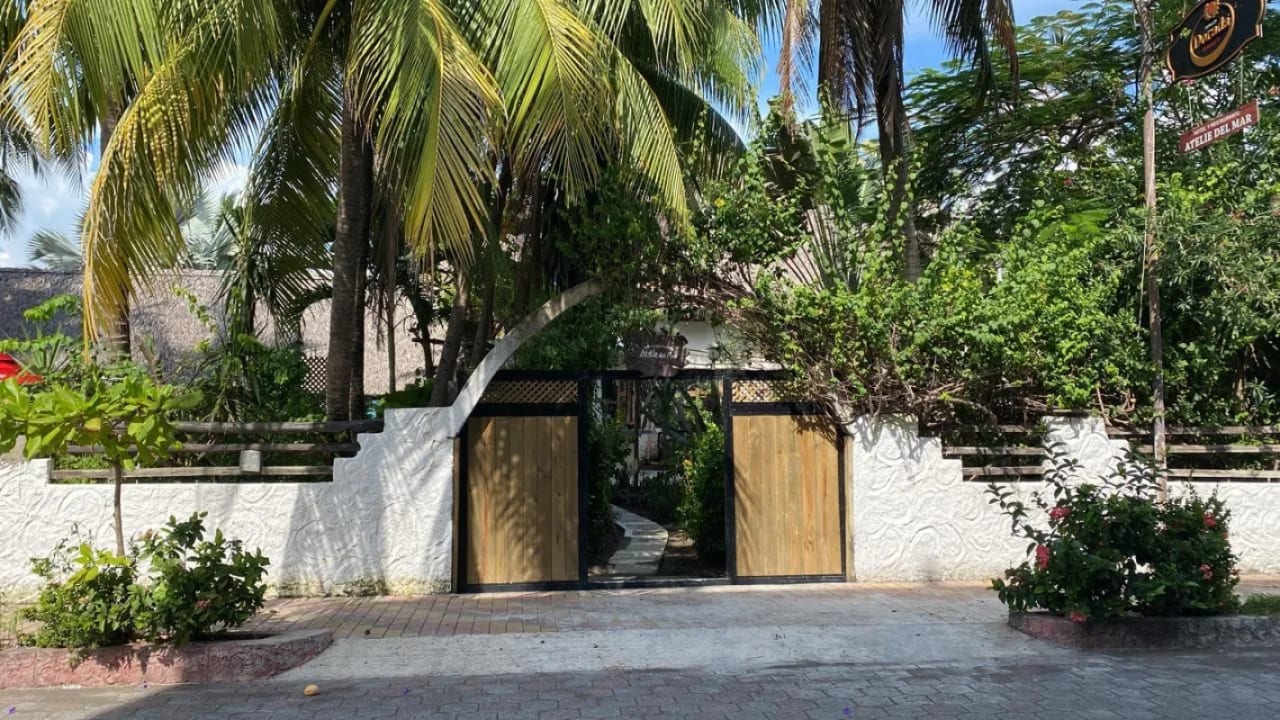 VENDO HOTEL ACREDITADO EN MONTERRICO — Casa vacacional en Venta en Monterrico, Santa Rosa — foto 7 de 10