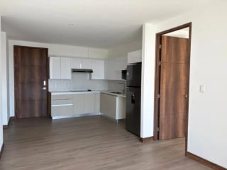 Apartamento en Alquiler | Edificio Artis | Zona 13 | Nivel alto · 2 parqueos individuales — Apartamento en Alquiler en Artis, Zona 13, Guatemala, Ciudad — miniatura 7 de 10