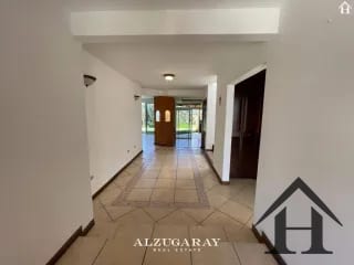 casa con jardin  cond San Antonio Km16.5 Carr A El Salv — Casa en Venta en San Antonio, Carretera a El Salvador, Guatemala, Ciudad — miniatura 8 de 11