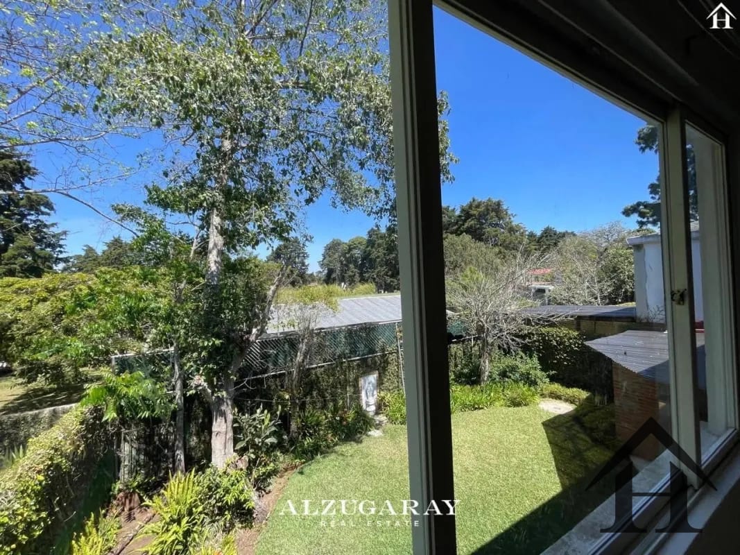 casa con jardin  cond San Antonio Km16.5 Carr A El Salv — Casa en Venta en San Antonio, Carretera a El Salvador, Guatemala, Ciudad — foto 3 de 11