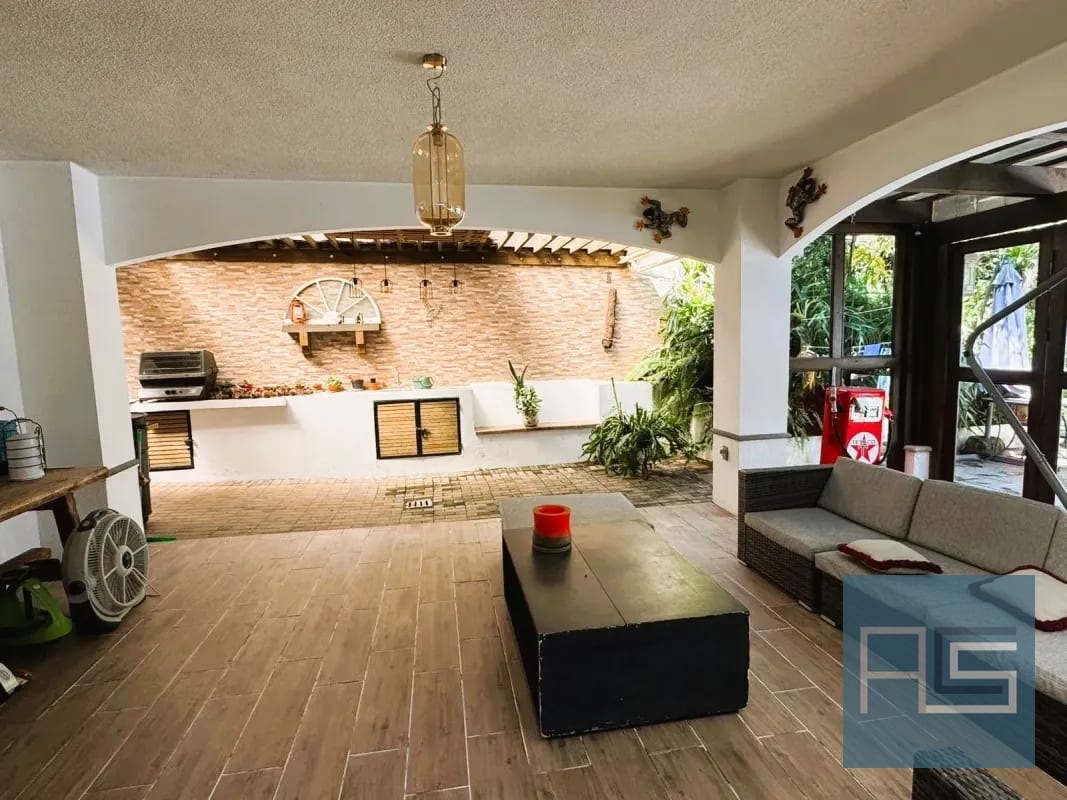 *Casa amplia de 4 hab en VENTA, La Fontana 2, Carretera a El Salvador* — Casa en Venta en La Fontana II, Carretera a El Salvador, Guatemala, Ciudad — foto 4 de 17