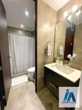 APARTAMENTO EN VENTA📍 Edificio Liv VH1, Zona 15 Un hogar diseñado para quienes buscan espacios versátiles — Apartamento en Venta en Zona 15, Guatemala, Ciudad — miniatura 3 de 8