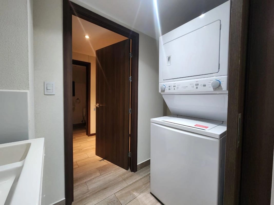 Venta Apartamento San Isidro 2021 con jardin y cuarto de servicio — Apartamento en Venta en San Isidro 20/21, Zona 16, Guatemala, Ciudad — foto 2 de 10