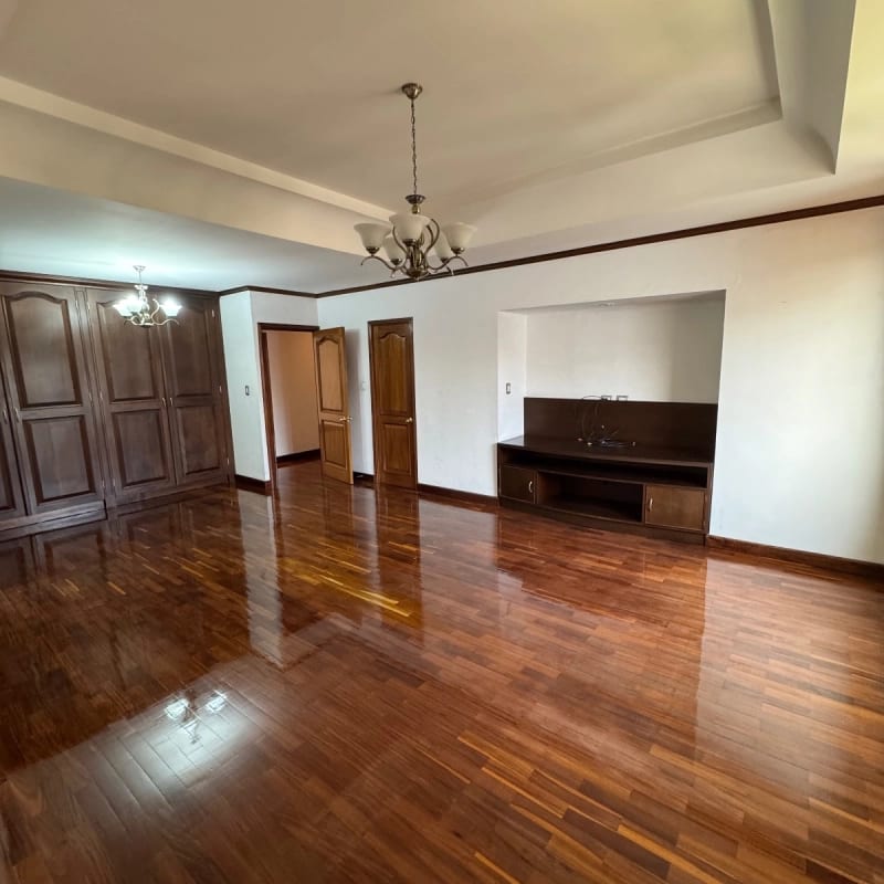 Apartamento zona 10 Torre Castelar. 4 habitaciones — Apartamento en Venta en Torre Castelar, Zona 10, Guatemala, Ciudad — foto 7 de 15