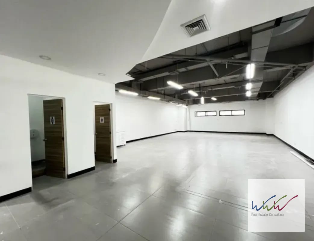 Rento Local Comercial de 208m2 en Design Center, Zona 10 — Local en Alquiler en Zona 10, Guatemala, Ciudad — foto 4 de 10